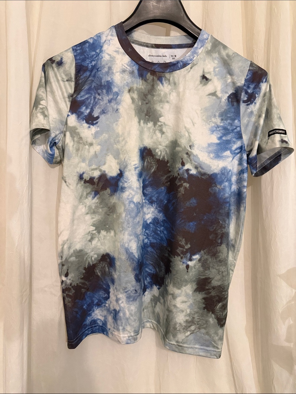 abercrombie kids Blue Gray Tie-Dye Tee